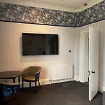 Cairn Hotel