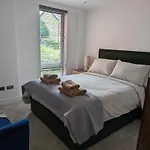 Luxury Harrogate City Centre Apartment With Free Parking