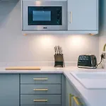 Harrogate House Apt 3 - 2 Bed Duplex