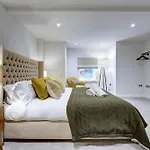 Kist Accommodates - Harrogate Contractor Stays - Message Prior To Booking
