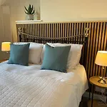 Charming Newly Refurbished Harrogate Apartment