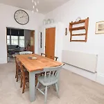 Harrogate Self Catering - Valley Gardens View