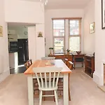 Harrogate Self Catering - Valley Gardens View