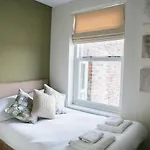 The Green House Classic 2 Bedroom Apartment