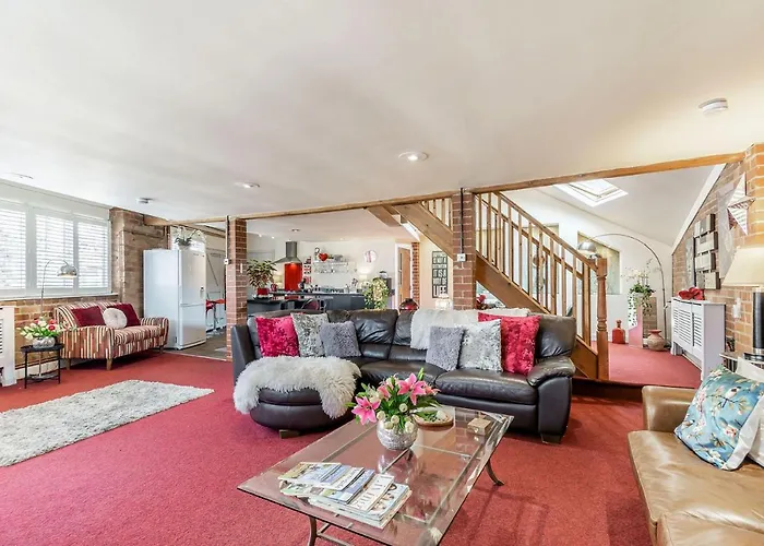 Dragon Loft Apartment