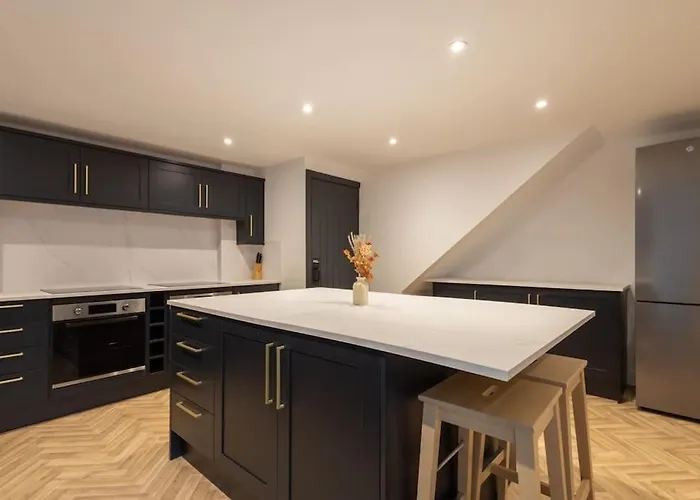 Rockholme - Group Accommodation & 1Gb Wifi