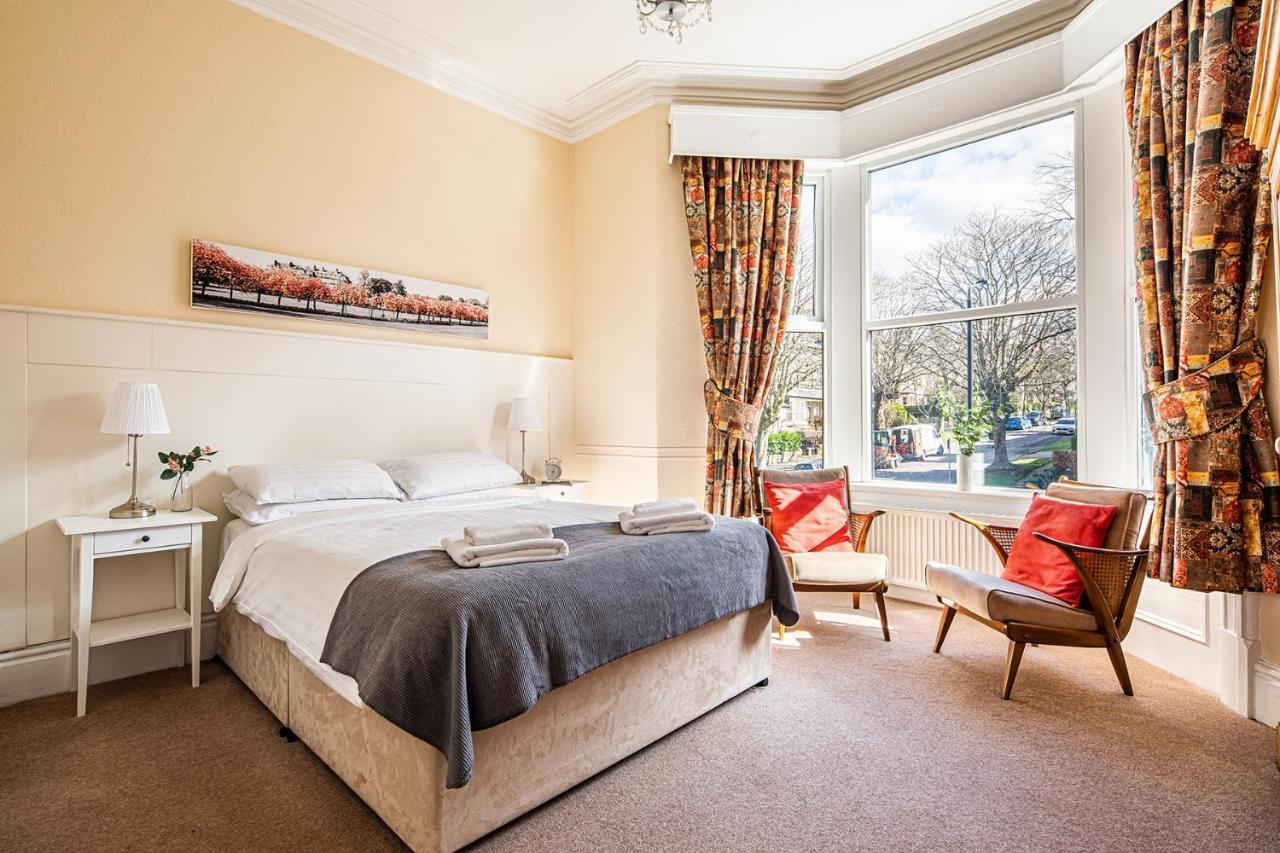 Guest house Fountains Guest House - Harrogate Stays
