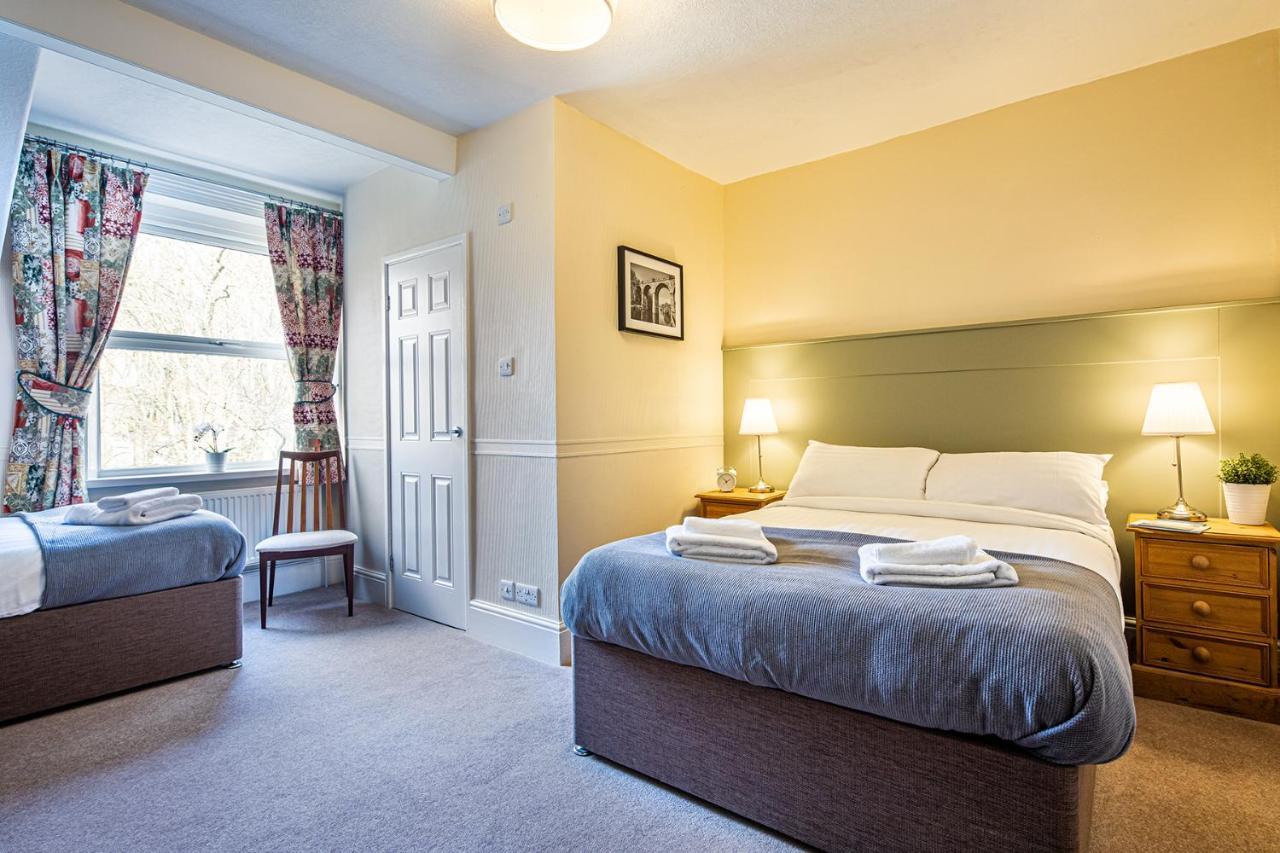 Guest house Fountains Guest House - Harrogate Stays