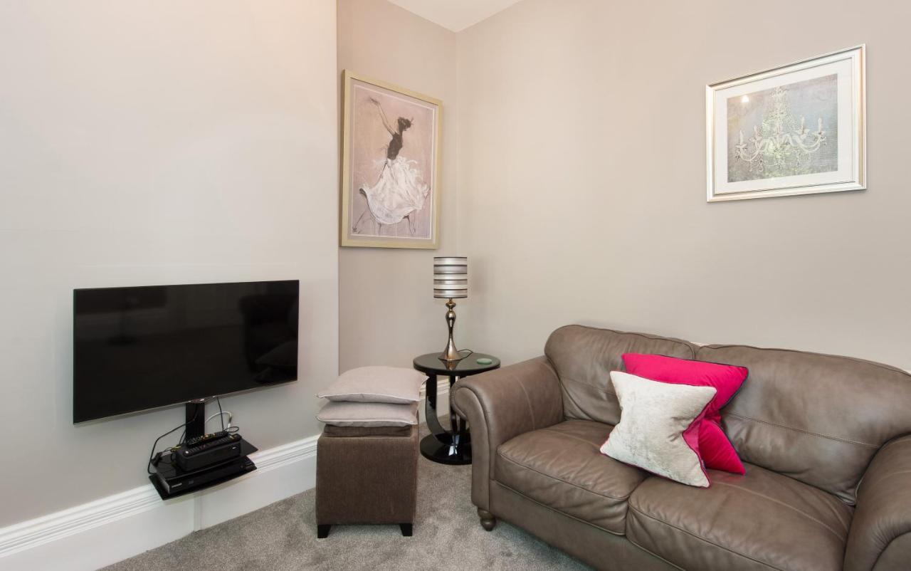 Albany House By Serviced Apartment