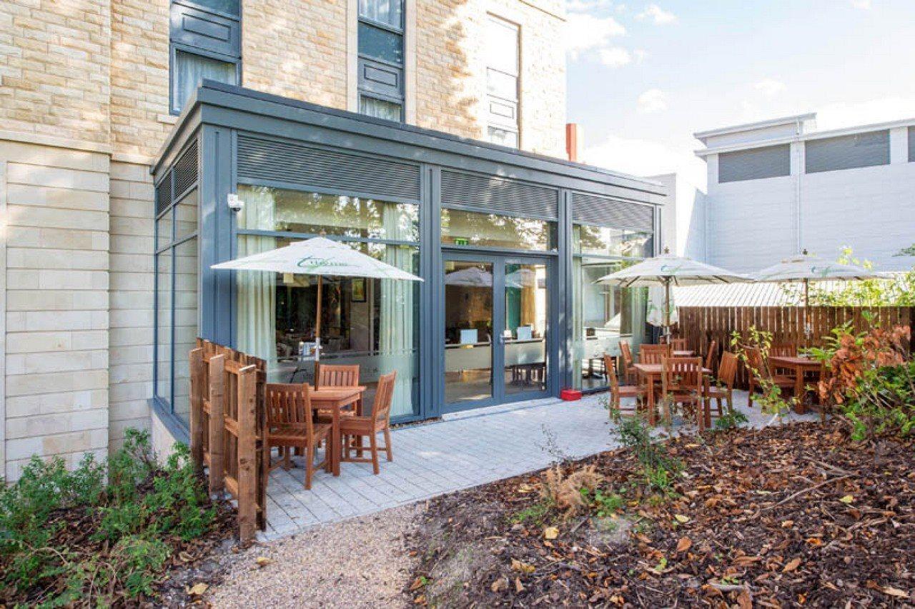 Hotel Premier Town Centre 3*