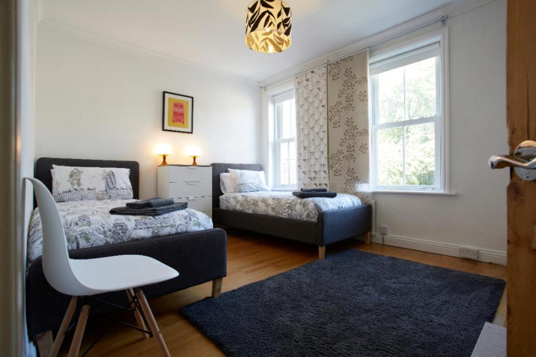 Holiday home Townhouse - Hic Bottom Of Road! Harrogate
