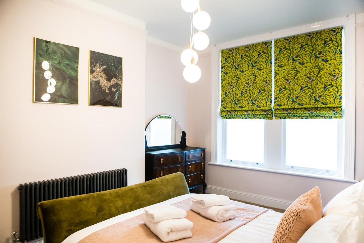 Maison Parfaite Hg1 - 2 Luxury With Parking Space - In Town Centre Apartment *
