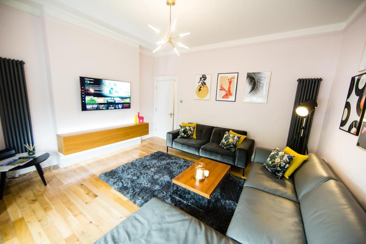 Maison Parfaite Hg1 - 2 Luxury With Parking Space - In Town Centre Apartment