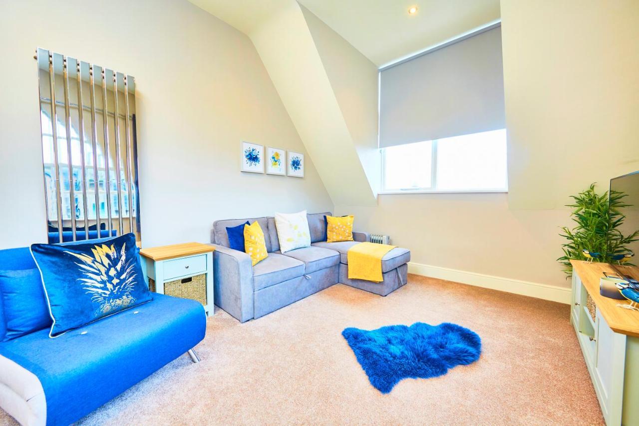 The Stylish Penthouse Of Harrogate - Sleeps 7