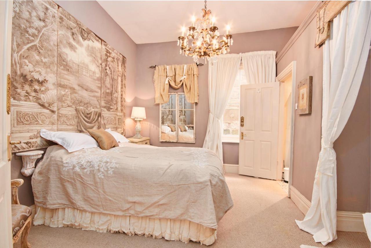 The Stunning French Boudoir Of *