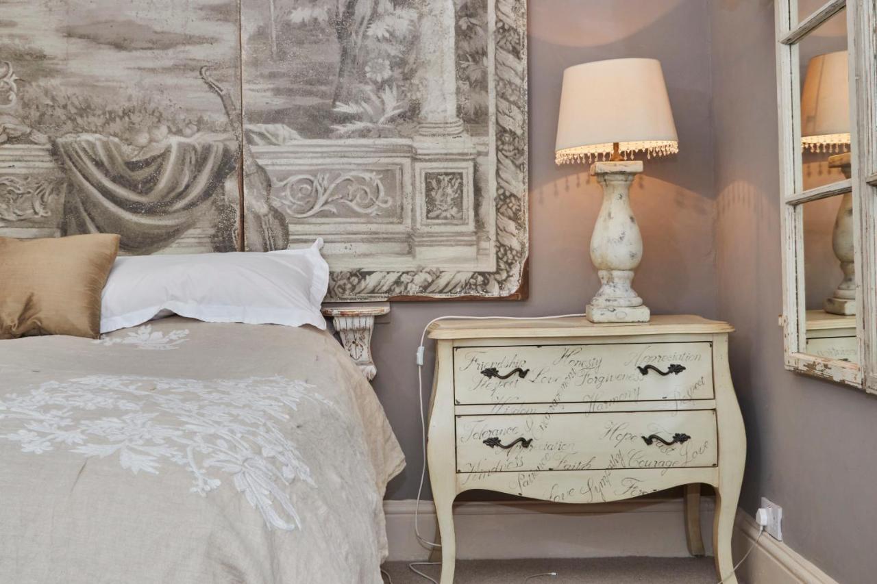 The Stunning French Boudoir Of *