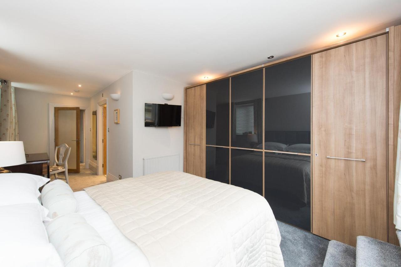 Serviced Apartment *