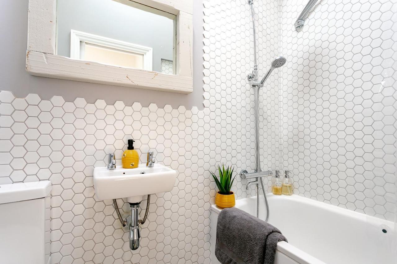Holiday home The Bs Hive, Modern, Stylish, 2 Bedroom House, In Centre