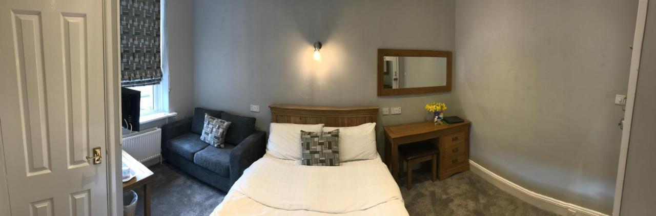 Nama-stay * Harrogate