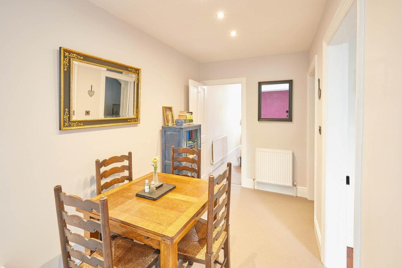 Host & - Kulla Loft Harrogate