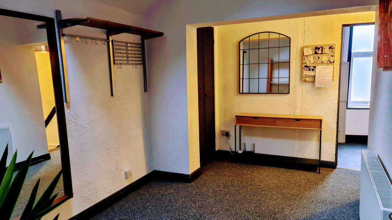 Gorgeous Town Center 3 Bedroom Self Contained For 1-5 People *