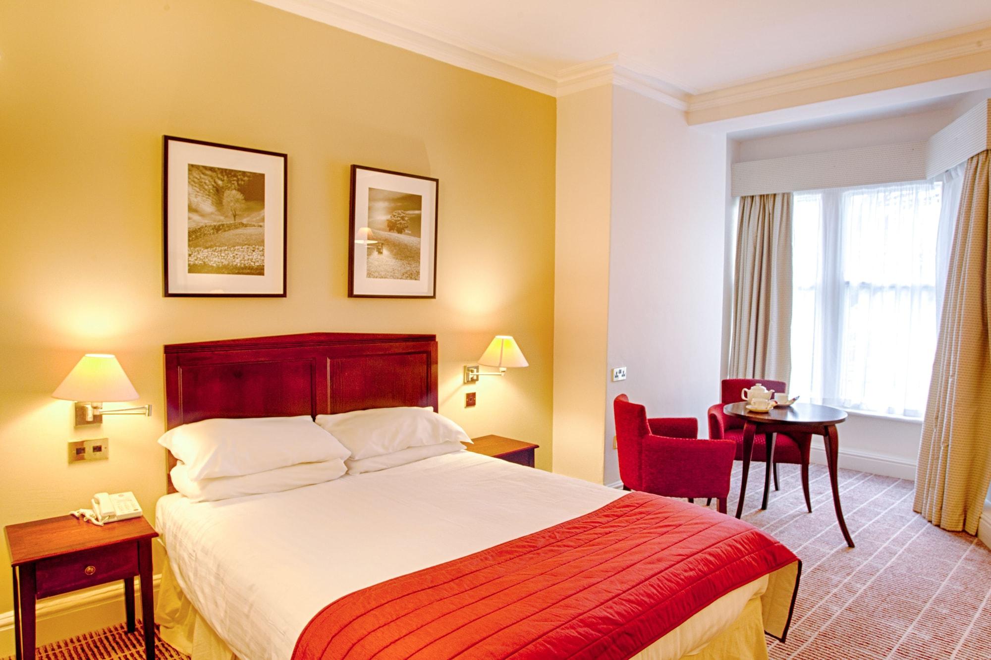Hotel Old Swan 4*