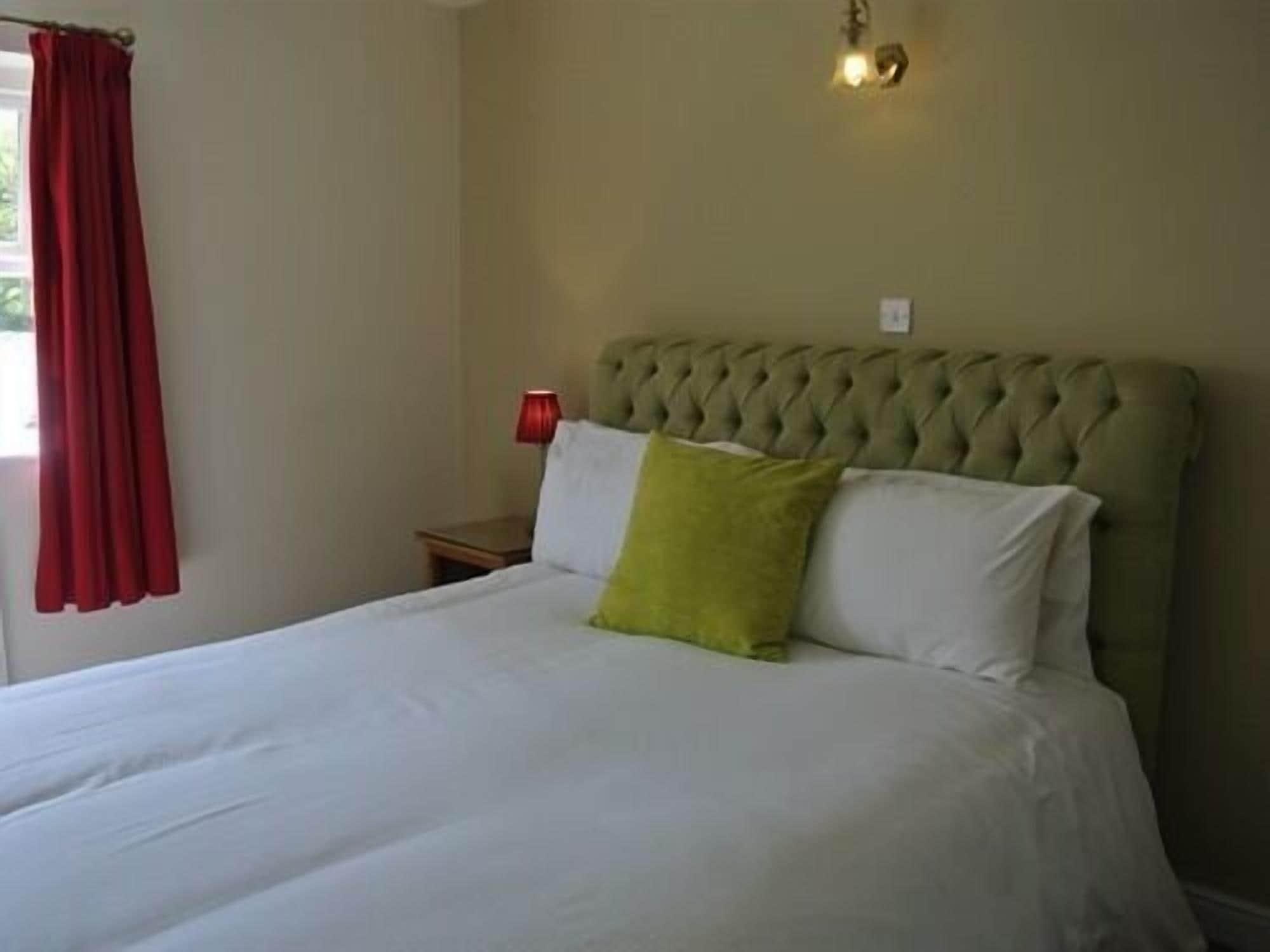 Wellington 4*