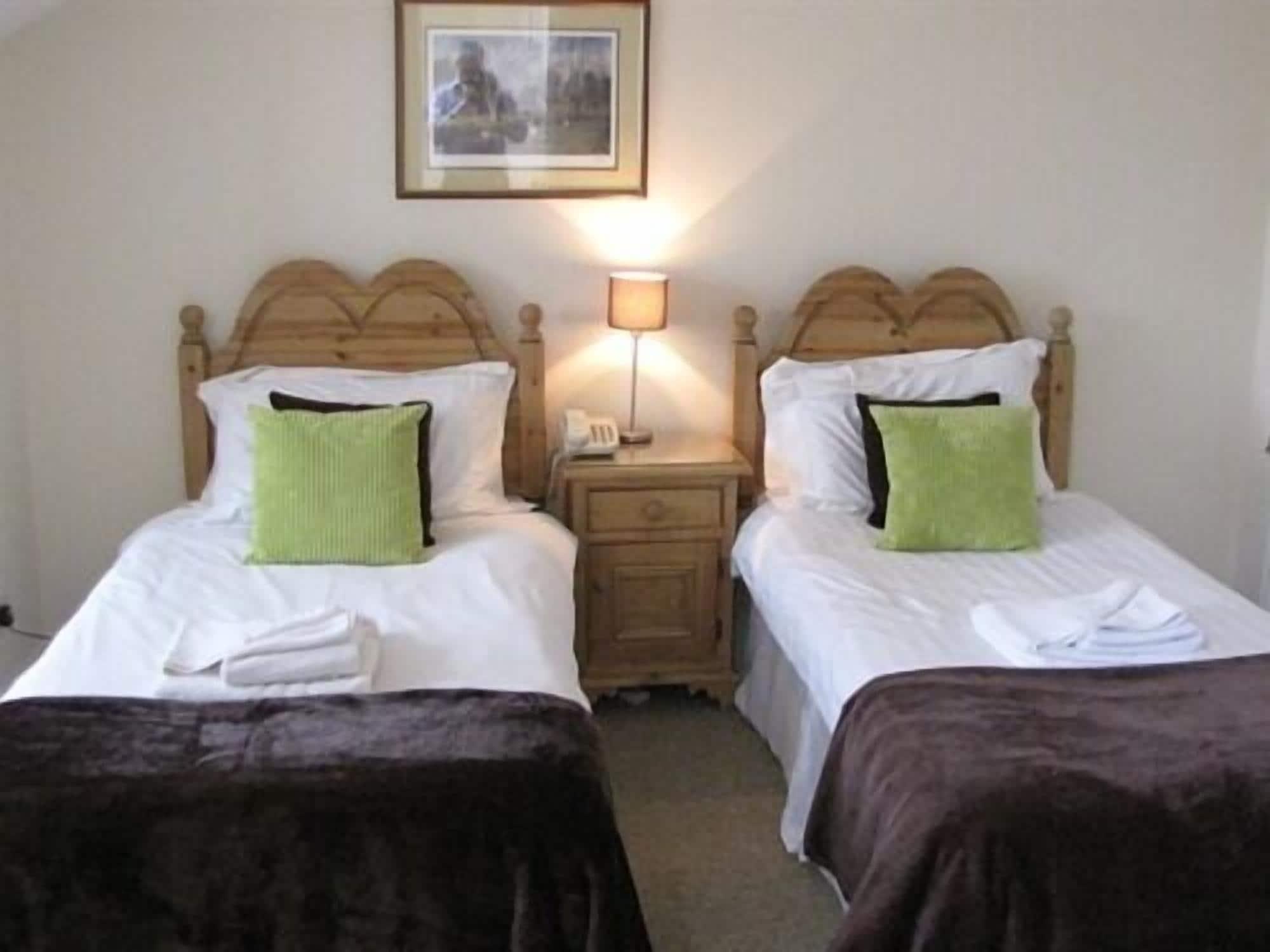 Wellington 4*