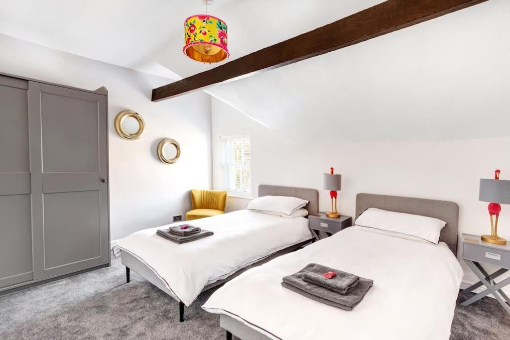 Stunning 4bed Townhouse By Hic & Trendy Kings Quarter!