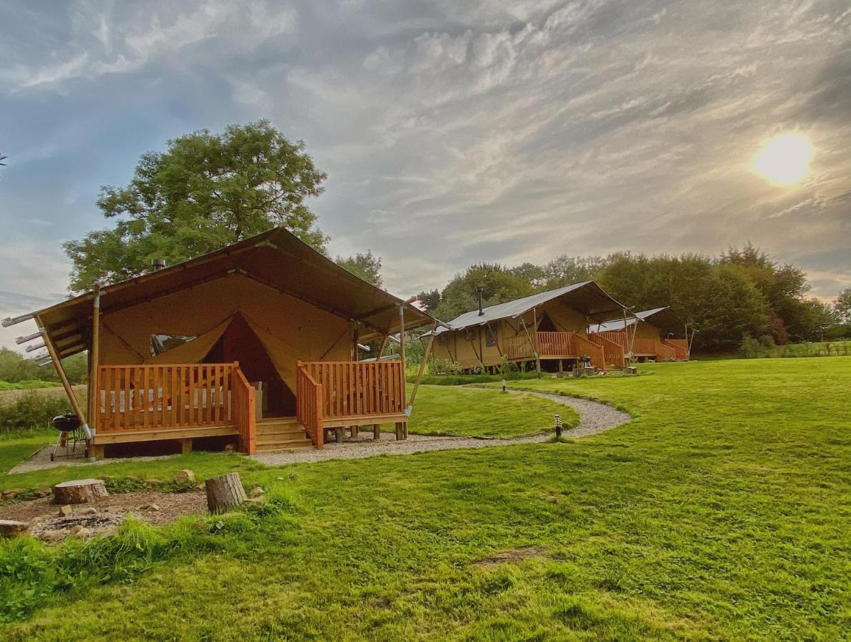 Luxury tent Little North Field Harrogate
