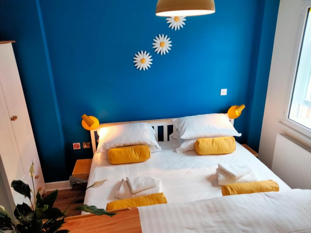 Apartment Montys Luxury In *