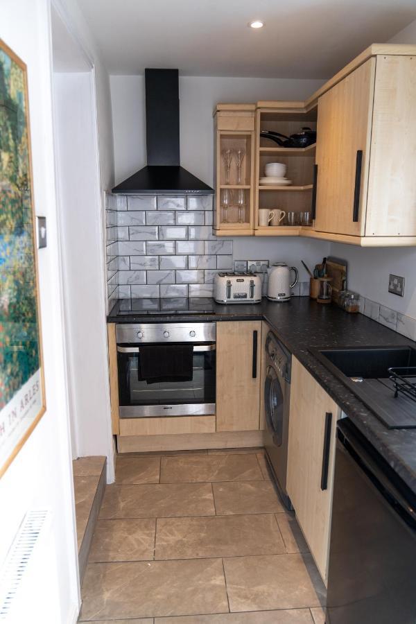 Bower Apartment