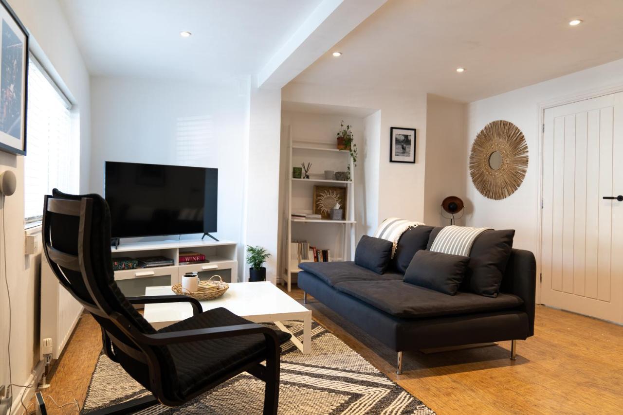 Apartment Bower