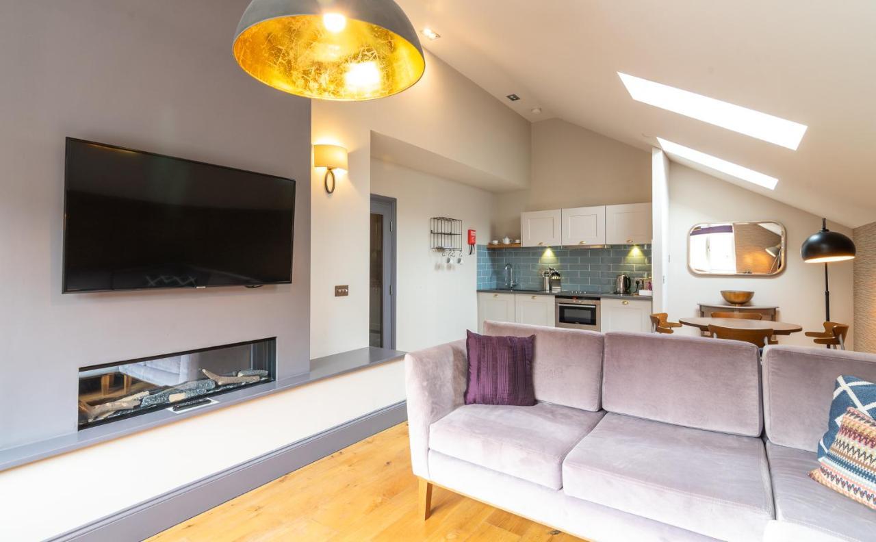 The Lawrance Luxury -