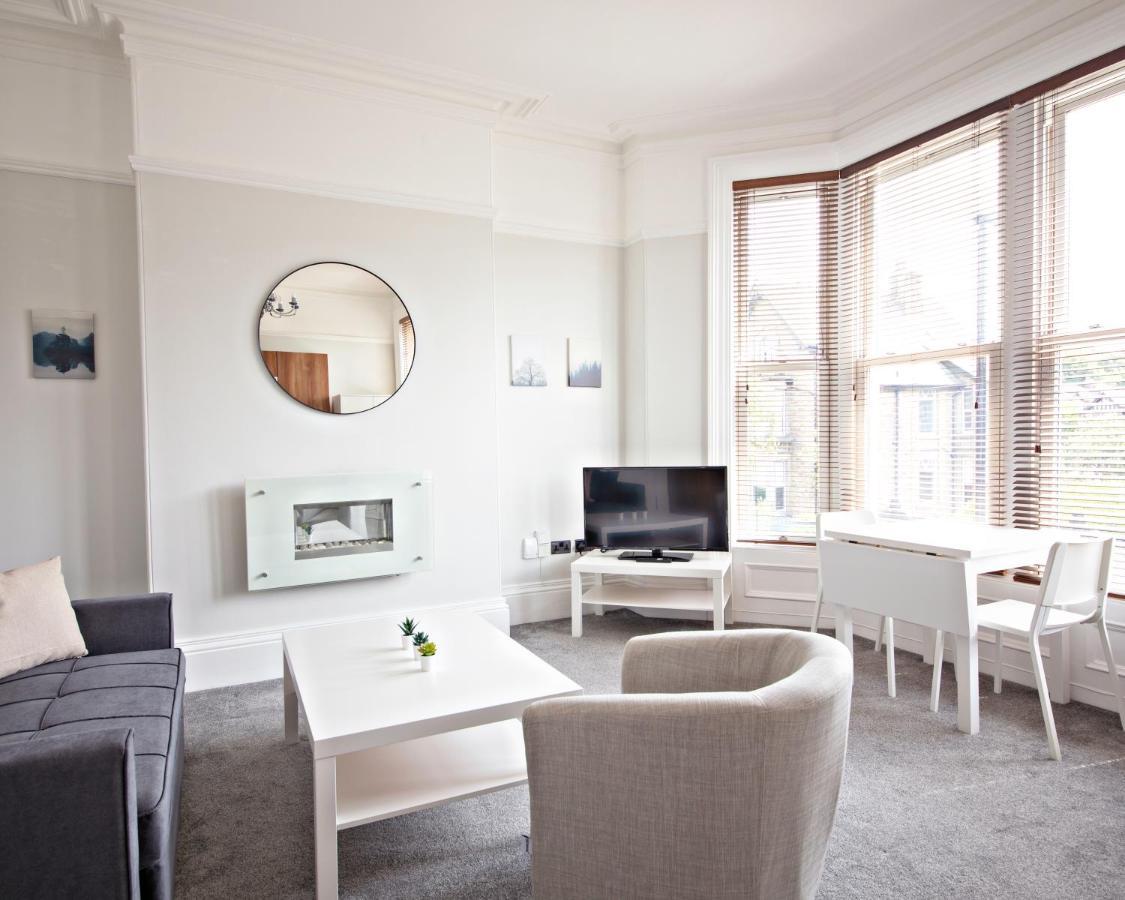 71 East Parade *