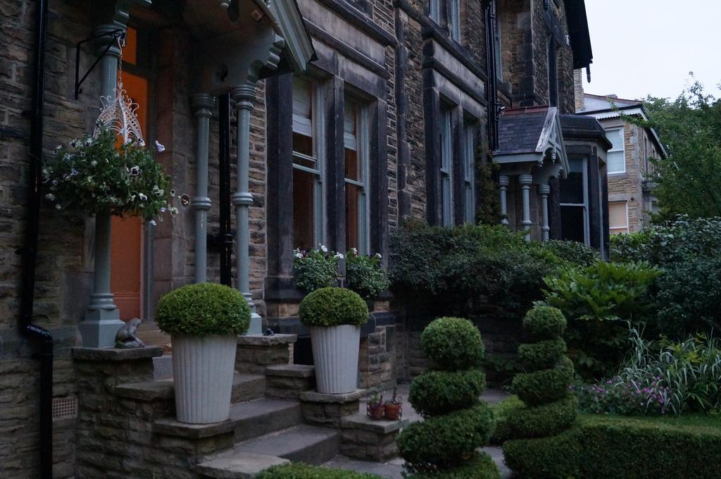 Brookfield House 4* Harrogate