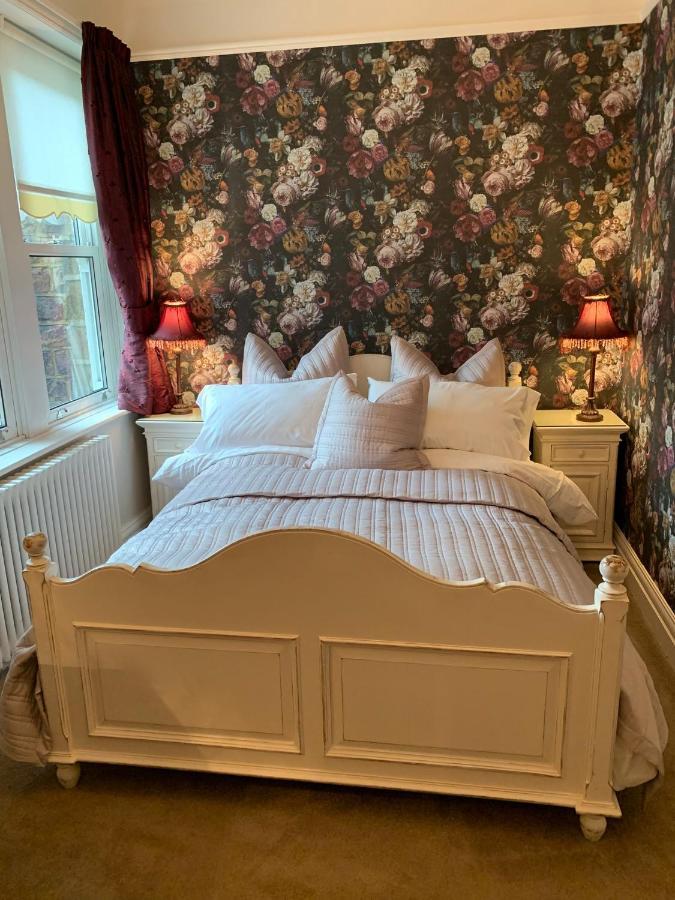 Shelbourne House Bed & Breakfast Harrogate