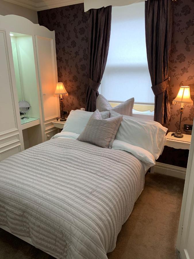 Shelbourne House Harrogate