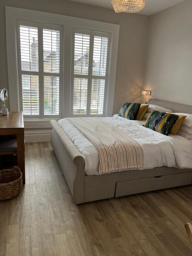 Kings Apartment, 83 Kings Road *