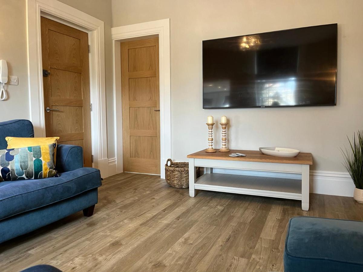 Kings Apartment, 83 Kings Road * Harrogate