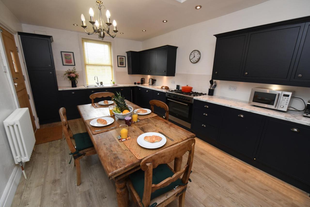 Self Catering - West End *