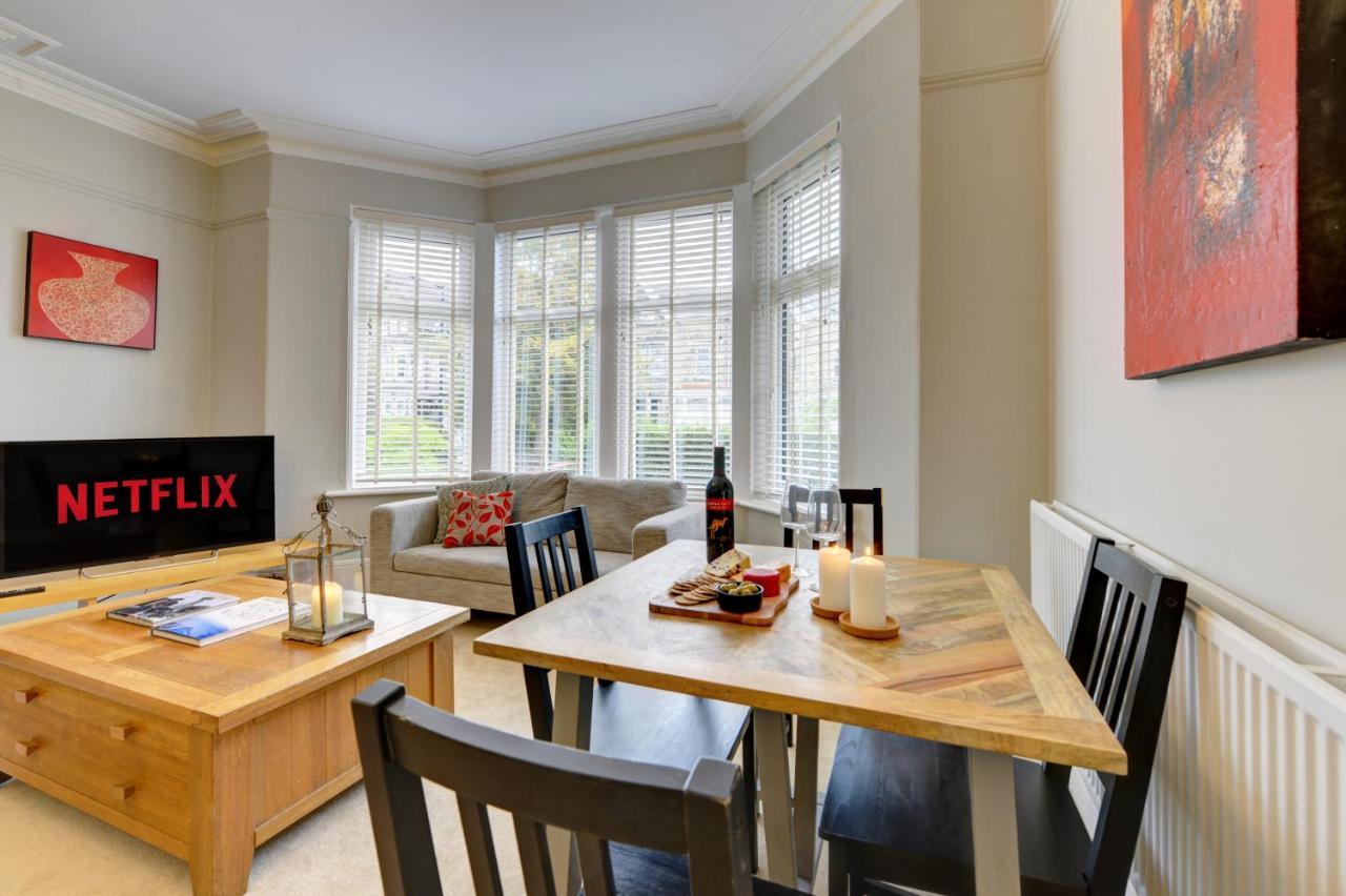 Stylish 2 Bedroom Maisonette With Parking Harrogate