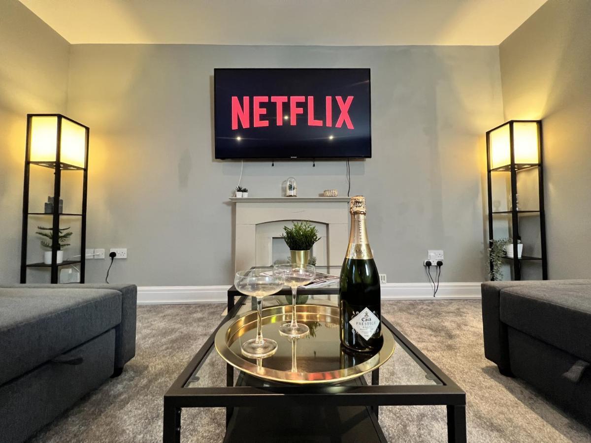 Luxurious Penthouse With Free Parking * Harrogate