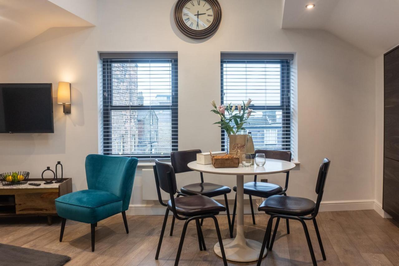 Cheltenham Two Apartment