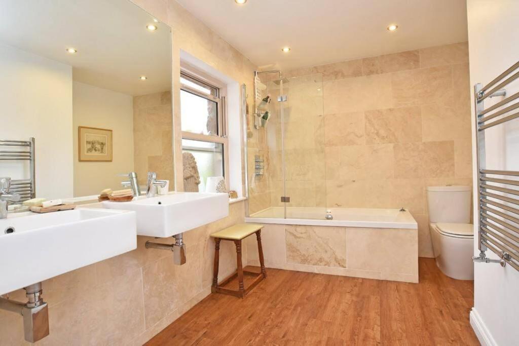 Holiday home Carlton House - Spacious 4 Bed Victorian Townhouse