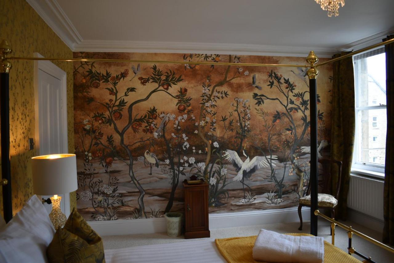 Carlton House - Spacious 4 Bed Victorian Townhouse