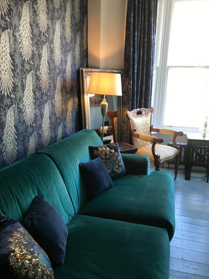 Carlton House - Spacious 4 Bed Victorian Townhouse * Harrogate