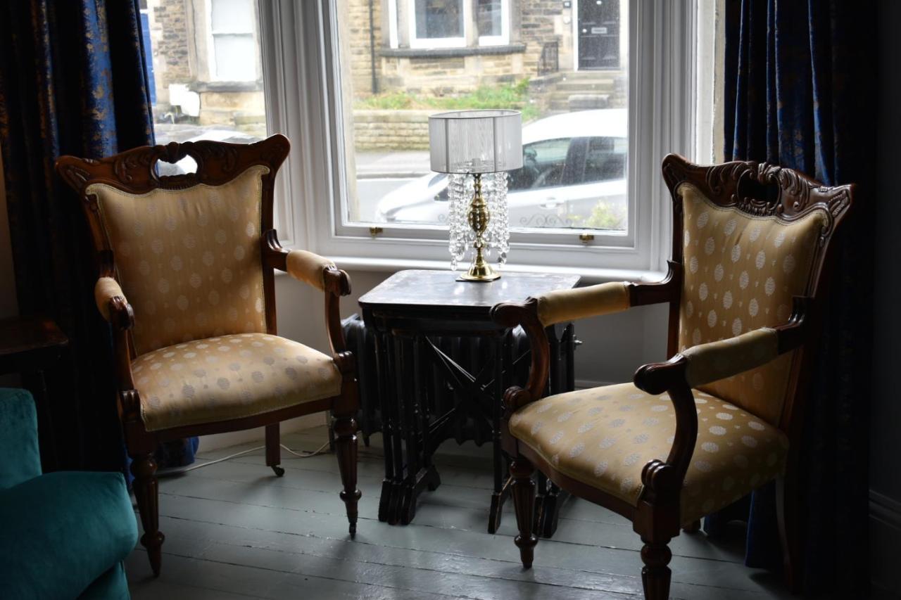 Carlton House - Spacious 4 Bed Victorian Townhouse Holiday home *