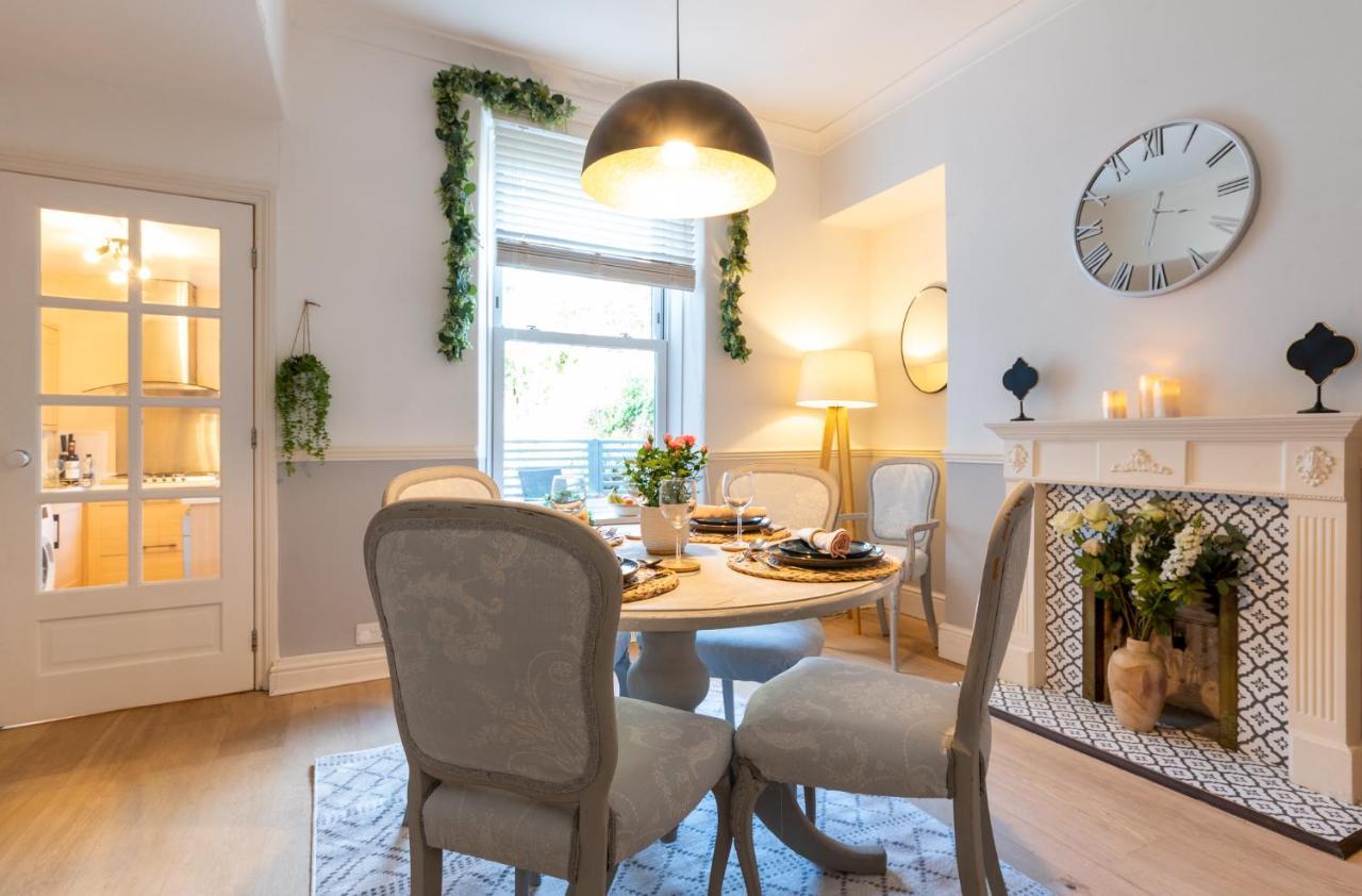 Beautiful 3 Bedroom Townhouse Harrogate