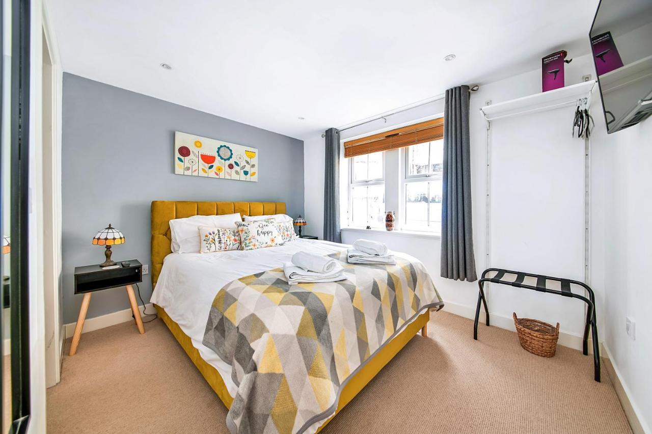 Finest Retreats - Mowbray Apartment Harrogate